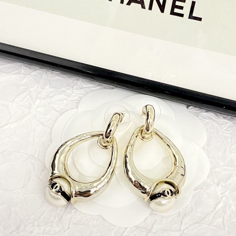 Ch**el earrings